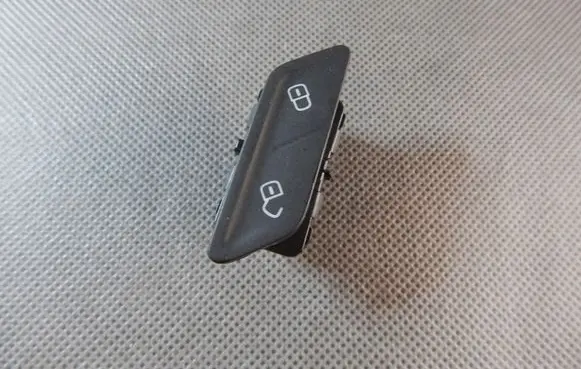 Volkswagen Golf Sportsvan Central locking switch button 510962125