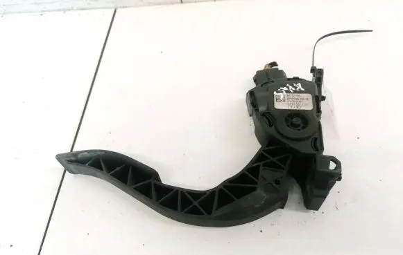 Audi A6 S6 C6 4F Accelerator throttle pedal 8K1721523 6PV00950500