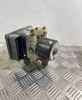 Skoda Octavia Mk2 (1Z) ABS Pump 1K0907379AC 1K0614517AE