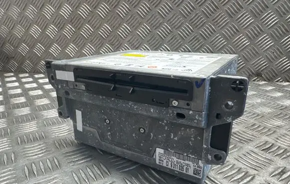 BMW 5 F10 F11 Radio/CD/DVD/GPS head unit 9311035 001CD73E87C