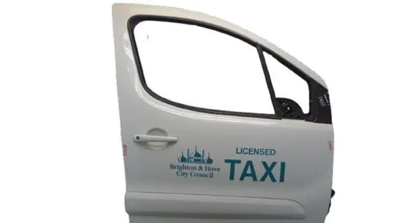 Peugeot Partner Front door