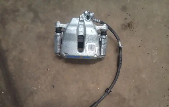 Opel Mokka X Front brake caliper L94144