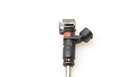 Peugeot 207 Fuel injector 752817680