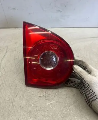 Volkswagen Golf V Tailgate rear/tail lights 1K6945093E