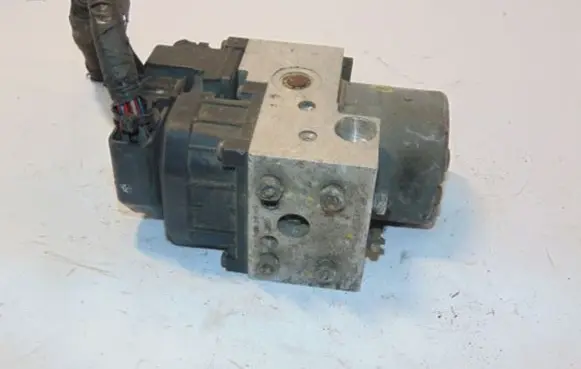 Mitsubishi Carisma ABS Pump MR249754 0265216464