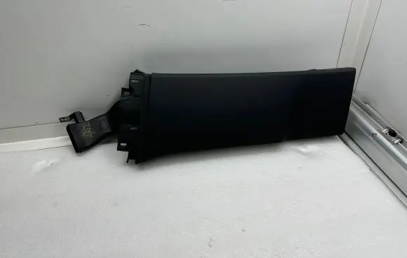 Tesla Model X (B) pillar trim (bottom) 103596700G 1685865 103597400D