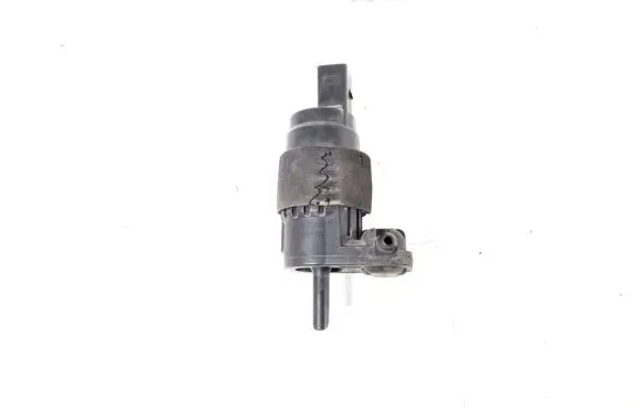 Audi A4 S4 B9 Windscreen/windshield washer pump 8K9955647