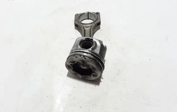 BMW 5 F10 F11 Piston with connecting rod