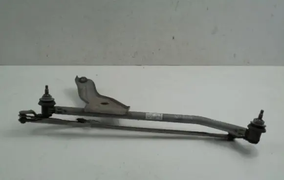Dacia Sandero Front wiper linkage 8200619512