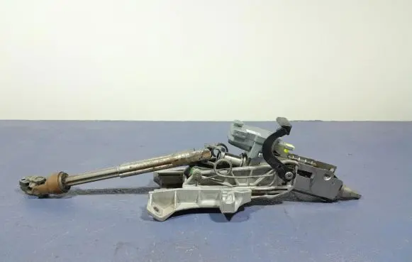 Volvo V60 Steering wheel axle P31340191