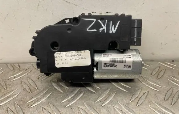 Lincoln MKZ II Sunroof motor/actuator DS7315B689 DS7315B6891 0000002359