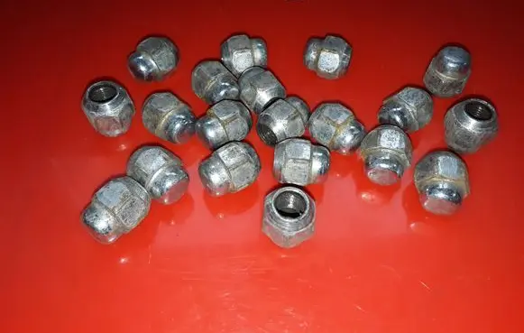 Nissan Qashqai Nuts/bolts NOCODE