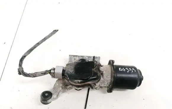 Subaru Legacy Wiper motor 831732214