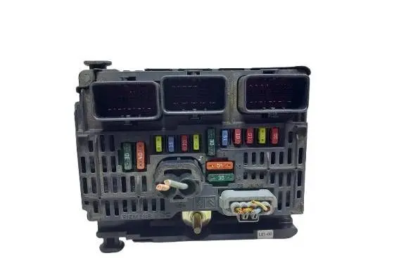 Peugeot 407 BSM Control unit 9656086080