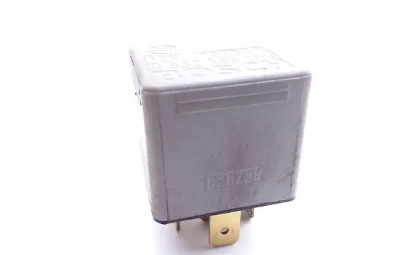 Saab 9-5 Hazard warning light relay 0332209159