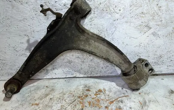 Opel Signum Front lower control arm/wishbone
