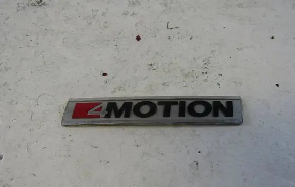 Volkswagen Amarok Manufacturer badge logo/emblem 2H6853675B
