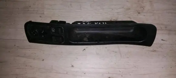 Alfa Romeo 156 Wing mirror switch