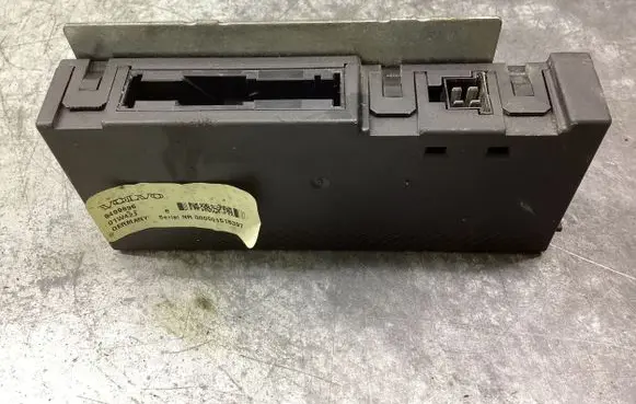 Volvo V70 Auxiliary heating control unit/module 9499896 000001516397 01W421