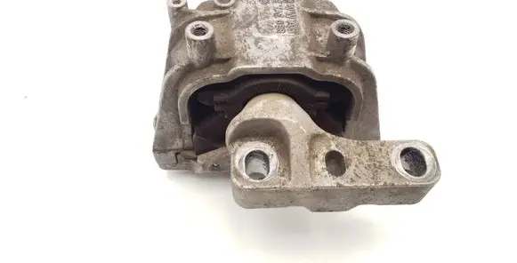 Volkswagen Touran II Engine mount bracket 1K0199262CN