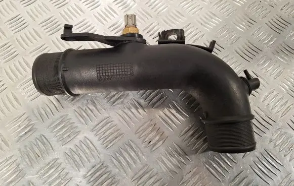 Toyota Auris 150 Intercooler hose/pipe 173620R021 8942460010
