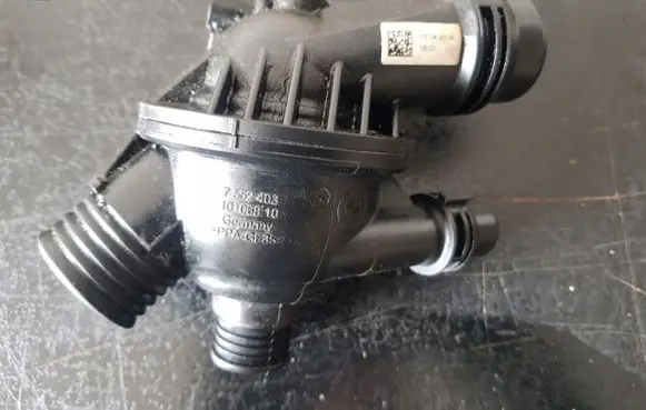 BMW 1 E81 E87 Thermostat/thermostat housing 7552403