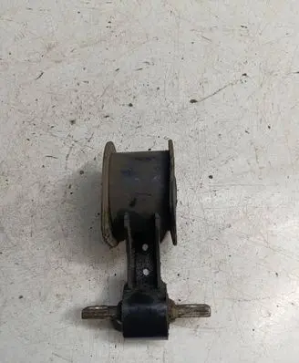 Suzuki SX4 S-Cross Engine mounting bracket 36148548