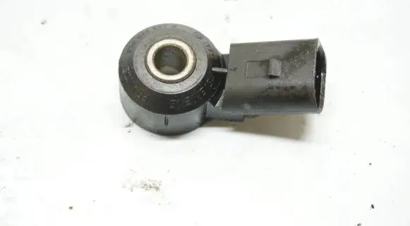 Volkswagen Golf IV Detonation knock sensor 030905377C