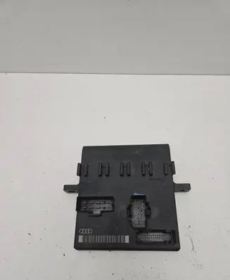 Audi A4 S4 B6 8E 8H Comfort/convenience module 8E0907279E 40907279F