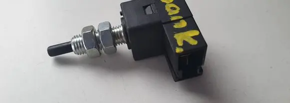 Clutch pedal sensor