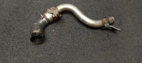 Opel Vivaro Air intake hose/pipe 144603145R