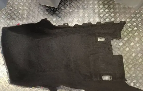 Chevrolet Camaro Front floor carpet liner 84319922 106083580110