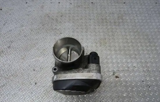 Seat Leon (1M) Throttle valve 036133062M 04374