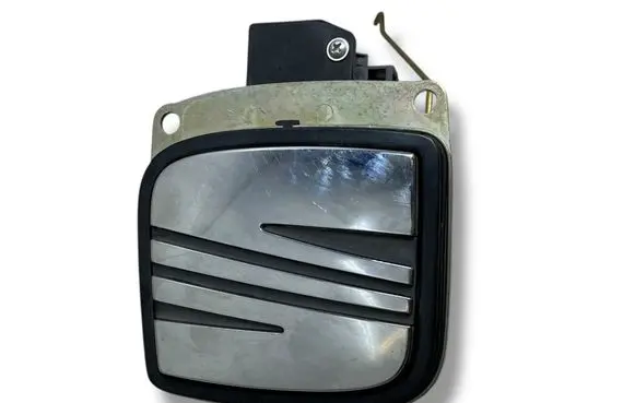 Seat Ibiza III (6L) Tailgate trunk handle 6L6827573D