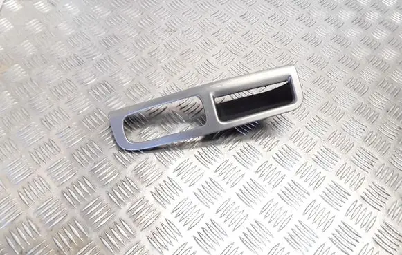 Volvo V50 Other front door trim element