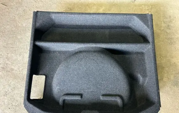 Volvo XC60 Spare wheel section trim 30721221