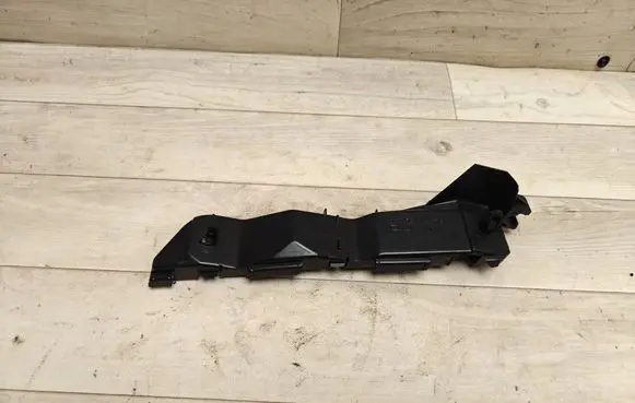 Toyota Avensis T250 Front bumper mounting bracket 5253505020
