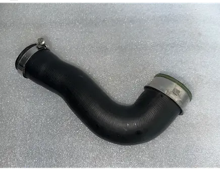 Volkswagen PASSAT B6 Intercooler hose/pipe 3C0145832J