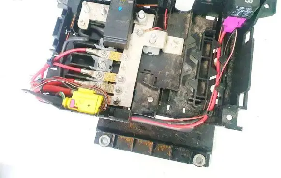 Porsche Cayenne (9PA) Fuse box set 7l0937548