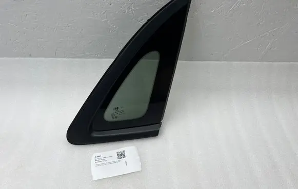 Hyundai Kona I Rear side window 87820-J9000