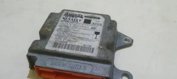 Renault Scenic I Airbag control unit/module 600639500 8200117652b