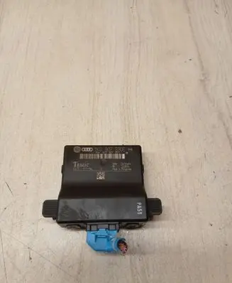 Skoda Octavia Mk2 (1Z) Gateway control module 1K0907530E 1K0907951