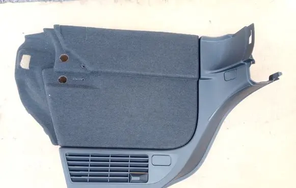 Audi A1 Trunk/boot side trim panel 8X3867761B 092650 Z1000001256A