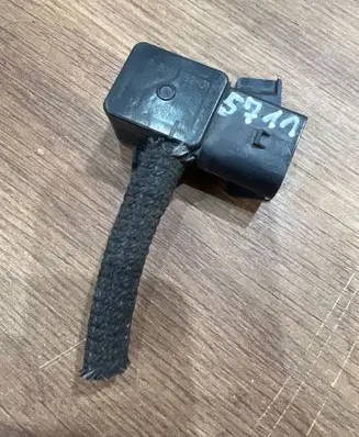 BMW 5 F10 F11 Exhaust gas pressure sensor 7805152