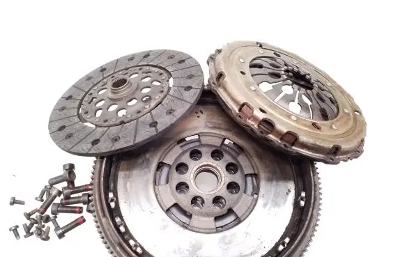 Volkswagen Transporter - Caravelle T4 Clutch set kit 074105264D 074141031Q 074141025G