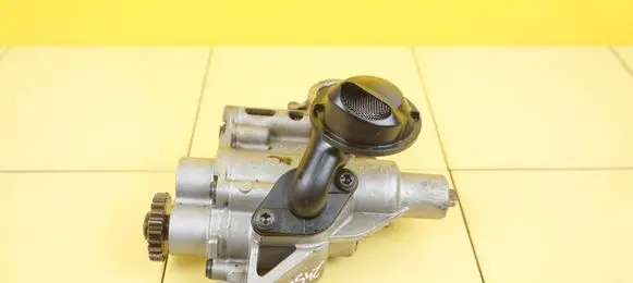 Audi A4 S4 B8 8K Oil pump 06H115105AC CDH