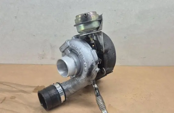 Audi A6 S6 C5 4B Turbo Gt2052v