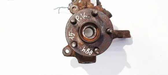 Toyota Avensis T250 Front wheel hub