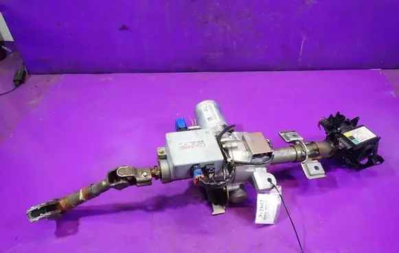 Opel Corsa D Power steering pump 13205206AL