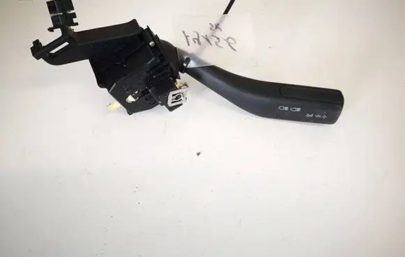 Volkswagen Golf V Indicator stalk 1k0953513